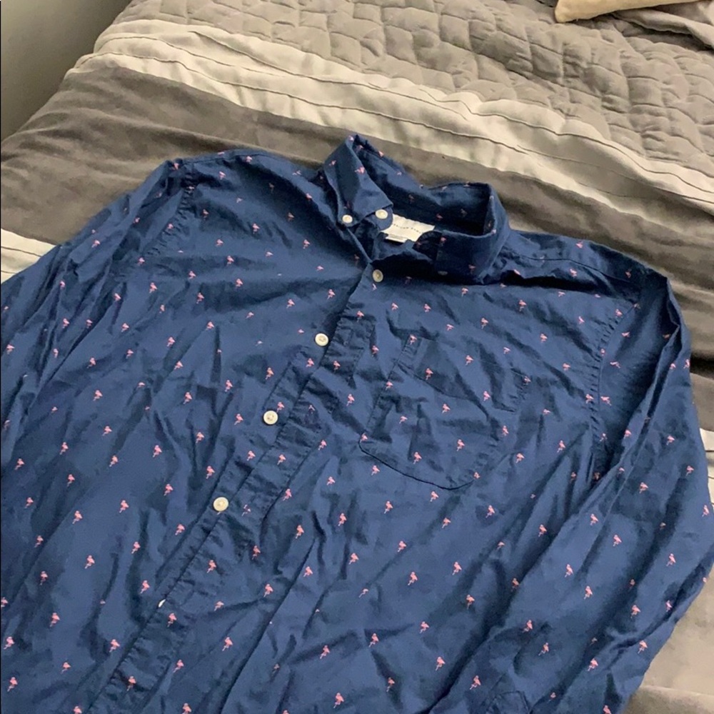 American Eagle Button Up